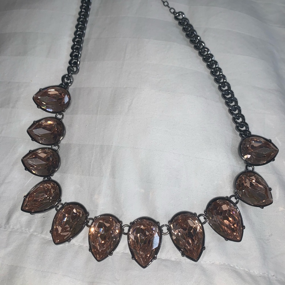 Vera Wang - Statement Necklace